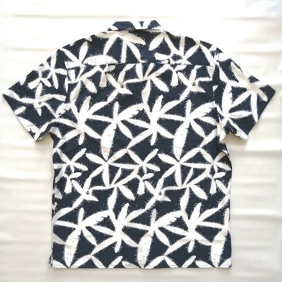 Mbx Short Sleeves Shirt Medium NWOT - Picture 3 of 4